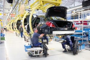 Hightech production proces Mercedes Benz