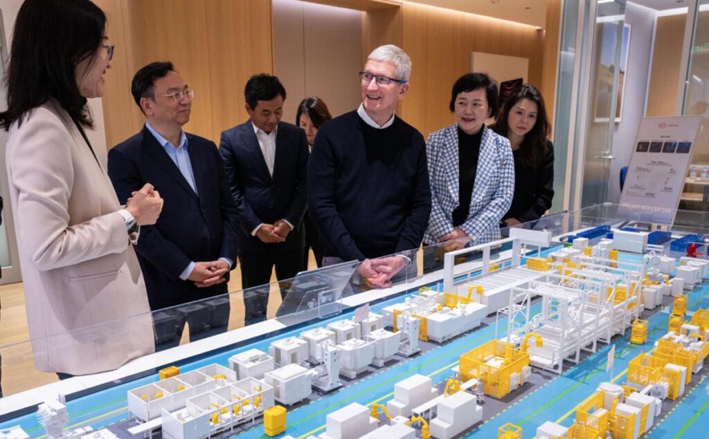 BYD Chairman and Apple CEO meeting